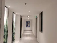 ME Hotel