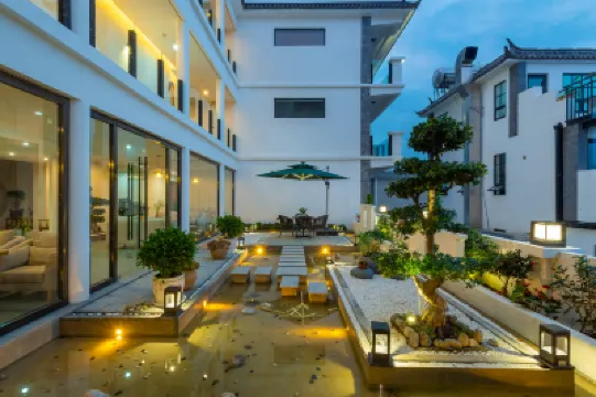 大理棲山一畝雲リゾート民宿 Deshengmen周辺のホテル