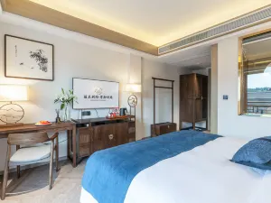 Rezen Retreat Zunyushiting