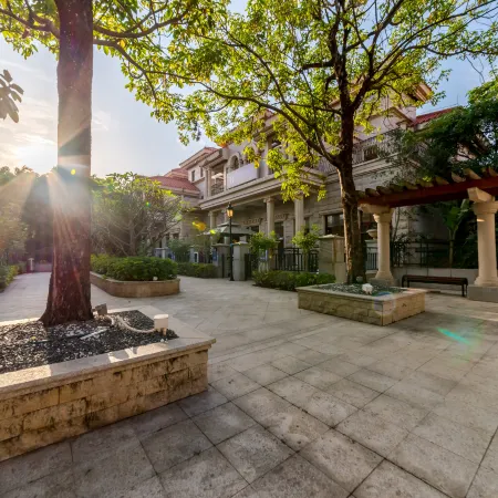 Rusu Hot spring Villa