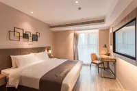 Homeinn Plus Hotel (Linyi Wuzhou Lake Grand Theater) Hotels near Linyi Station