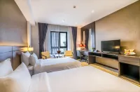 The Cap Hotel and Apartment
