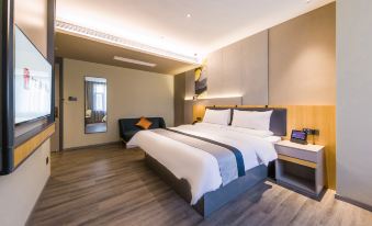 Homeinn Selected Hotel (Lvliang Lishi Longfeng North Street Xingsheng Road)