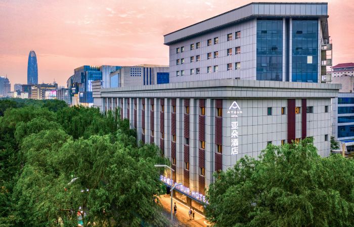 Atour Hotel Kuanhouli Quancheng Square Jinan