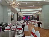 Vienna International Hotel (Baoji High-speed Railway Station)