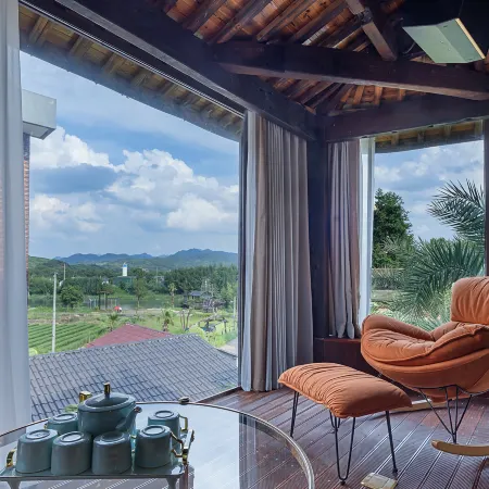 Floral Hotel·Wuyi Shandu Ancient Ship Wood Hot Spring Hotel