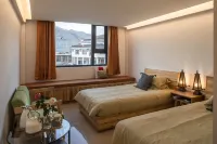 Jishan Jishe (Zhumeng Base Camp) Hotels near Mt Qomolangma Base Camp