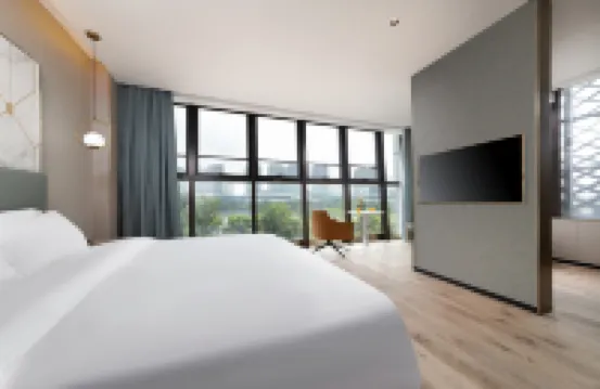 New Century Manju Hotel (Ningbo Nantang Old Street Railway Station)