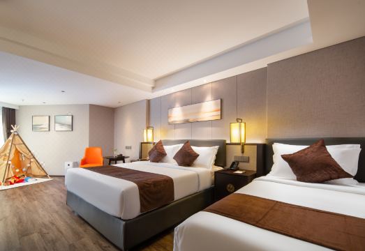 Rezen Dong Hotel (Baoding High-tech Zone Baobai Shopping Plaza Branch) Hotel Overview