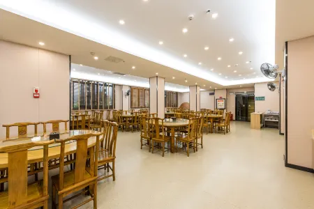 Nanas Hotel (Maotaizhen Tianniang Scenic Area)