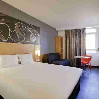 Ibis Annecy Centre Vieille Ville Rooms