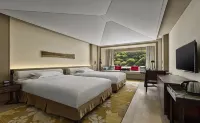 Hilton Jiuzhaigou Resort Hotels near Jiuzhai Huamei Resort West Square