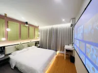 Box Space Hotel (Jingzhou University Town Vocational Institute)