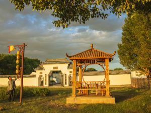 Yixuan Hotel (Altai Qitai Branch)