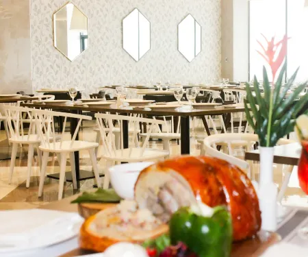 The Excelsior Hotel Las Piñas