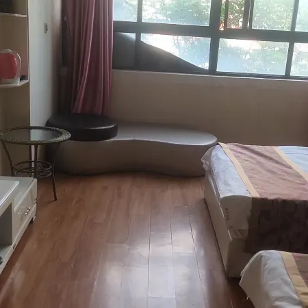 Xixian Yuanding Jinsheng Theme Hotel