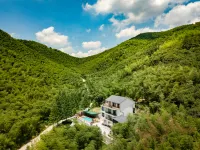 Guiye·Moganshan GUIYE, a luxurious and beautiful accommodation surrounded by mountains and rivers Hotels near Daixi Park