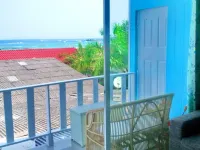 Baan Saithong Hotels near Tawaen Beach