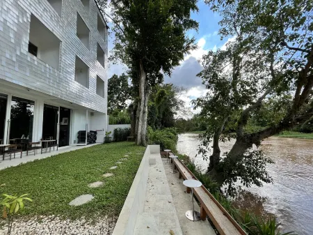 Little Shelter Hotel Chiangmai Отели рядом с достопримечательностью «The Greenery Loft»