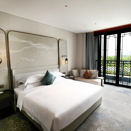 Sheyang Qianhe Lake Hotel