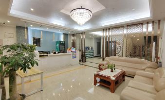 Yizhang Xingfucheng Hotel