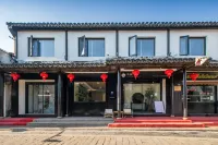 Yushu Feng B&B
