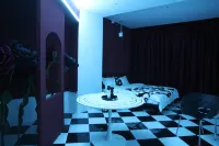 Lucky House