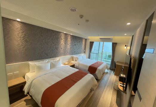 5. 벤틀리 호텔..