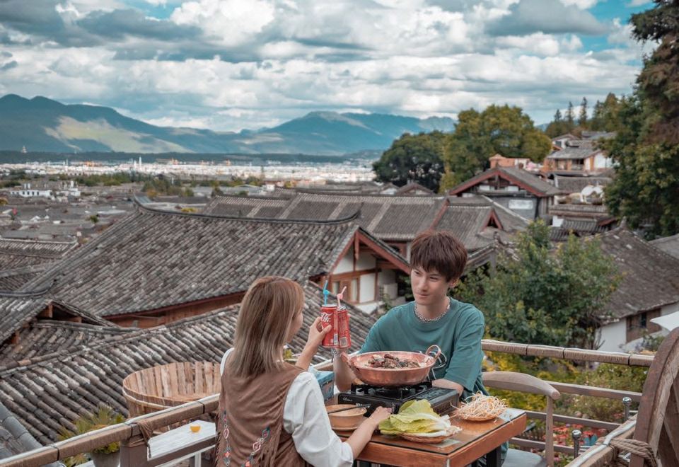 Leisure YueGuLou Inn의 고성 전망 테라스 사진