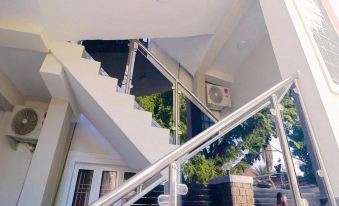 Marshall Hotel Apartments