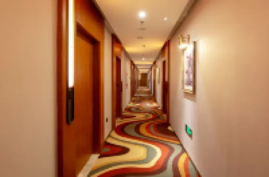 James Joyce Coffetel Hotel (Langfang Jianshe Road)