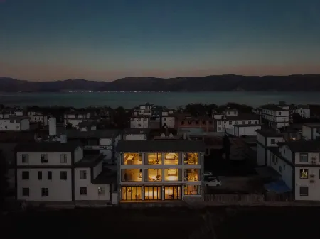 Dali Mutian Homestay Отели рядом с достопримечательностью «Panxi Ferry»