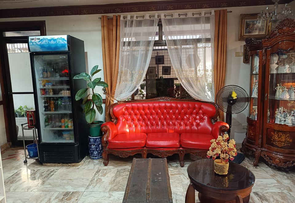 Hotel Elinas and Restaurant