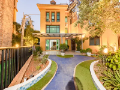 Kunming Guxuan Backyard Homestay Hotels near Dianchi Lake