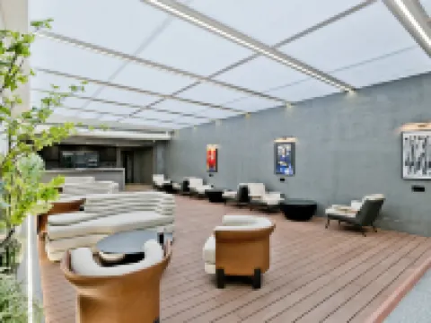 Zhuhai Lishang Hotel (Lvren Road Beach Swimming Pool) Hotels in Zhuhai