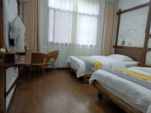 Guanjing Floor Inn Отели рядом с достопримечательностью «Tianbofu»