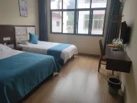 Sanqingshan Longjin Homestay