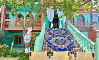 Hi Yili Blue Lane B&B (Yili Old Town Kazanqi Branch)