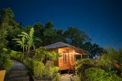 K2 Lembeh Dive Resort Hotels in Aertembaga