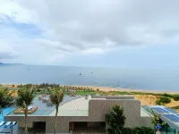 Apec Nirvana Peace Mui Ne - Bergblick