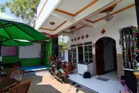 Spot on 93317 Wisma Ratu Syariah Hotels in Bendosari