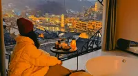 Jiuye Banshan B&B (Phoenix Ancient Town Store) Hotels in Fenghuang