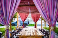 Chaoju Boutique Guesthouse