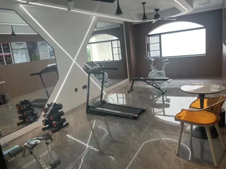 jiyujiudian Отели рядом с достопримечательностью «Chen Mansion»