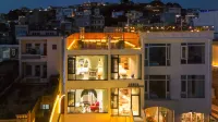 Lan Cuoli · Villa Sunset Rooftop - View Vacation Guesthouse (Nanmenwan Store) - Kæledyr tilladt