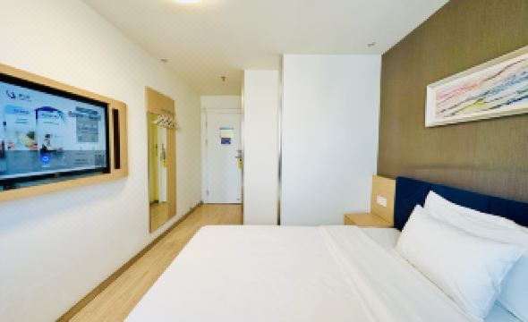 7Days Inn Hotel (Foshan Huangqi Jinbo Tiandi Jiazhou Plaza)