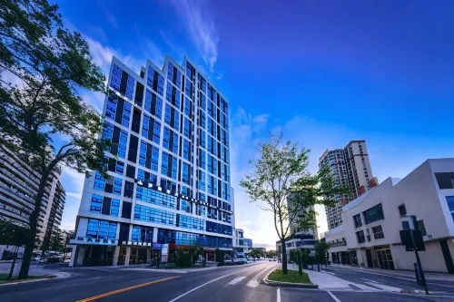 Nanchong Roman Hotel
