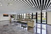 Kaihua Liangyou Theme Hotel