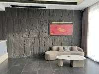 โรงแรมอี้เมิง (ถนนเหวินป๋อ เชวี่ยซาน เจี้ยนเย่)