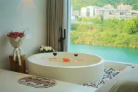 Man·qixi Jiangjing Vacation Apartment (Dongjiang Lake Scenic Area Yanjiang Xi Road) - Hot Tub